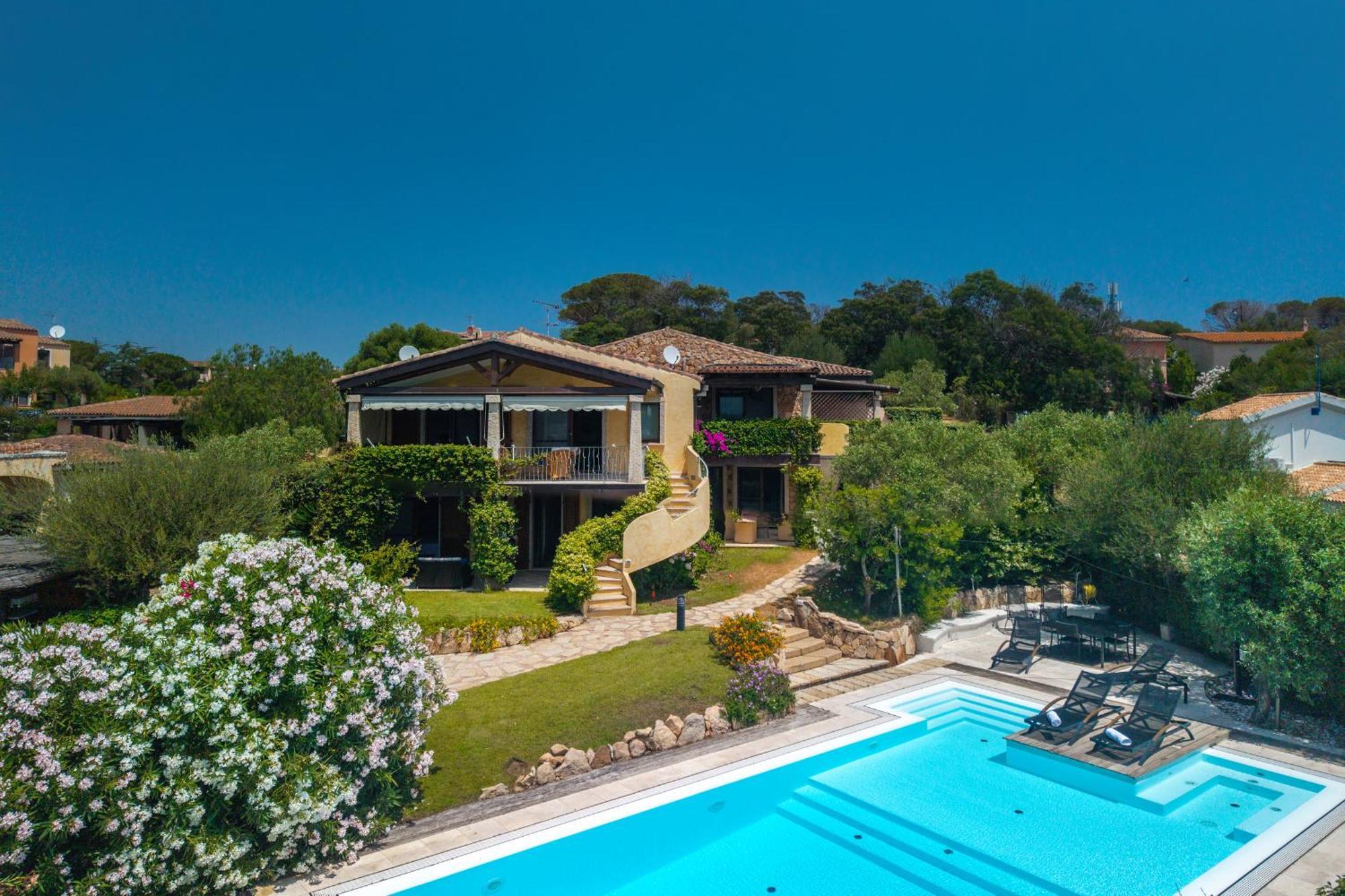 Holiday home Casa Elena Al Mare Con Piscina *
